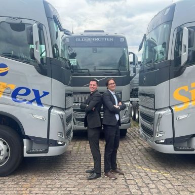 Sitrex amplia a frota internacional com 15 caminhões Volvo FH460